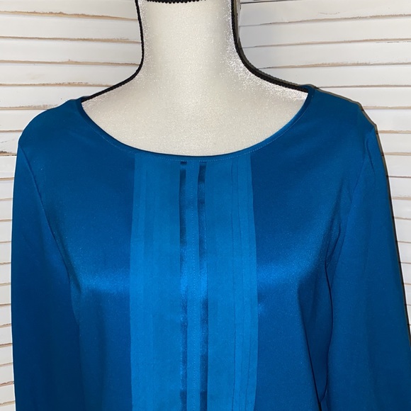Ann Taylor Pleated Front Blouse - Picture 2 of 8